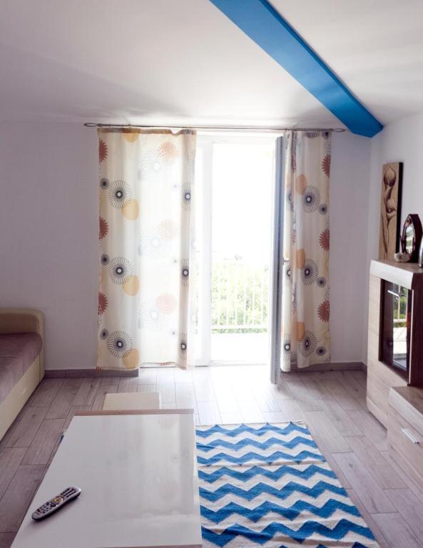 Apartmani Mira Klenovica Zewnętrze zdjęcie